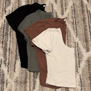 4 baby crop tees V and scoop neck